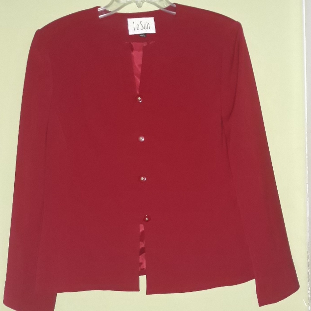 Beautiful Red LeSuit Suit
